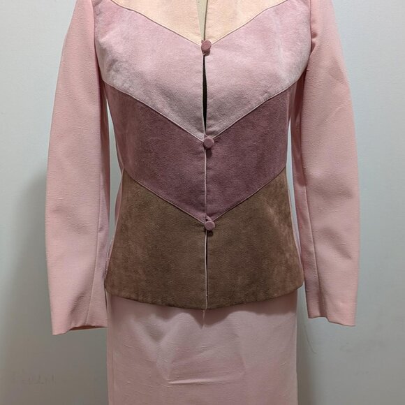 70-80s Pink Ultrasuede Color Block Skirt Suit by Adolph Schuman for Lilli Ann - Picture 2 of 8